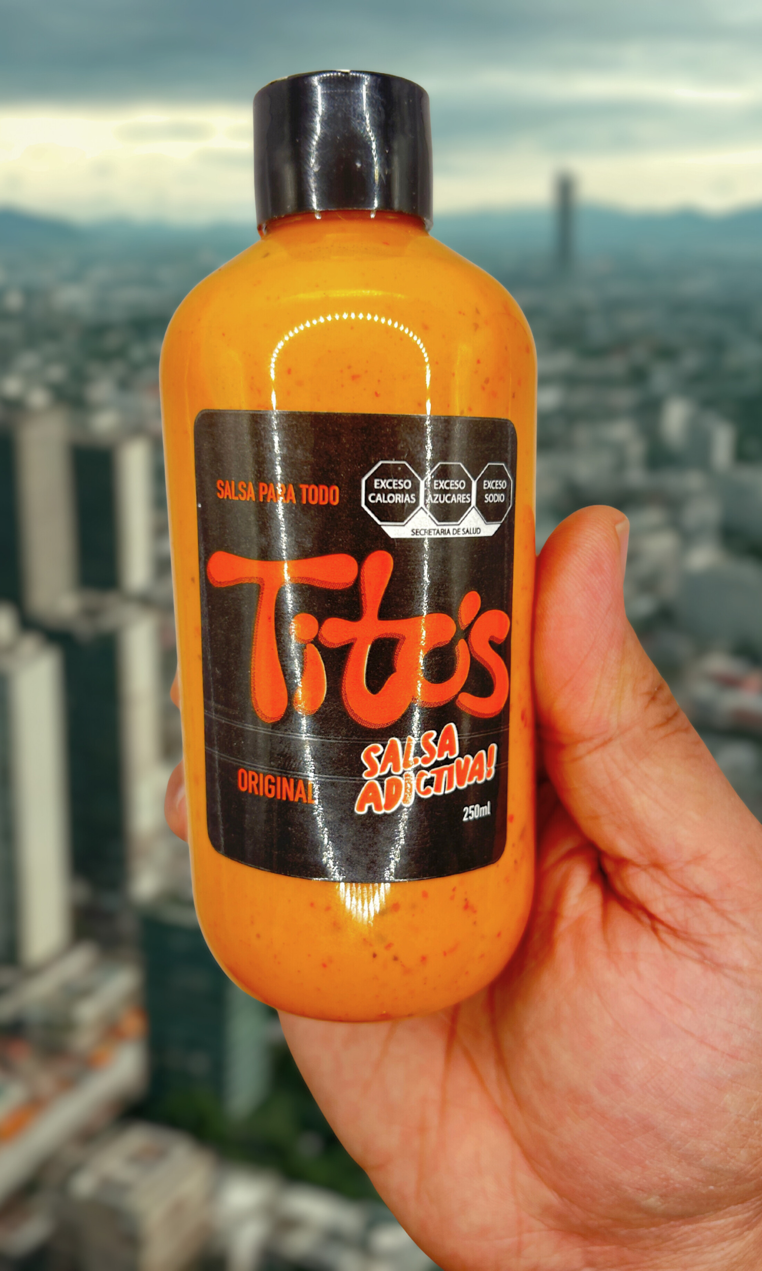 La receta secreta de la salsa Tito’s. Disecando la salsa más adictiva de Monterrey, Nuevo León.