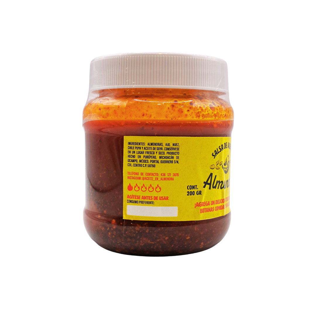 Salsa de aceite en almendras de Salsas Martín