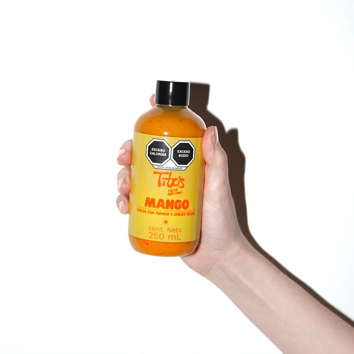 Mango de verdad con el sabor de Tito's Alitas Adictivas en Monterrey Nuevo León México 